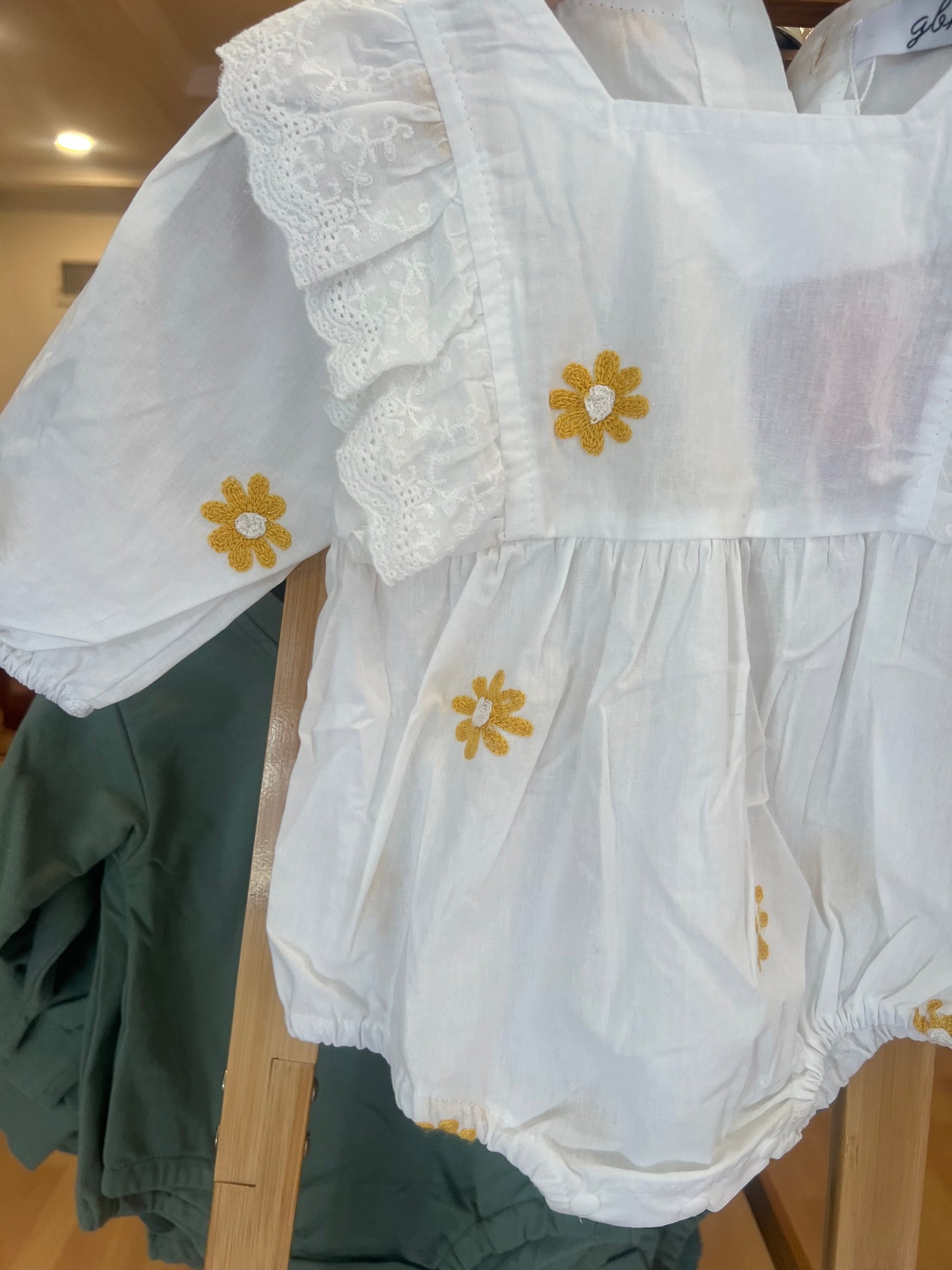 daisy romper with ruffles
