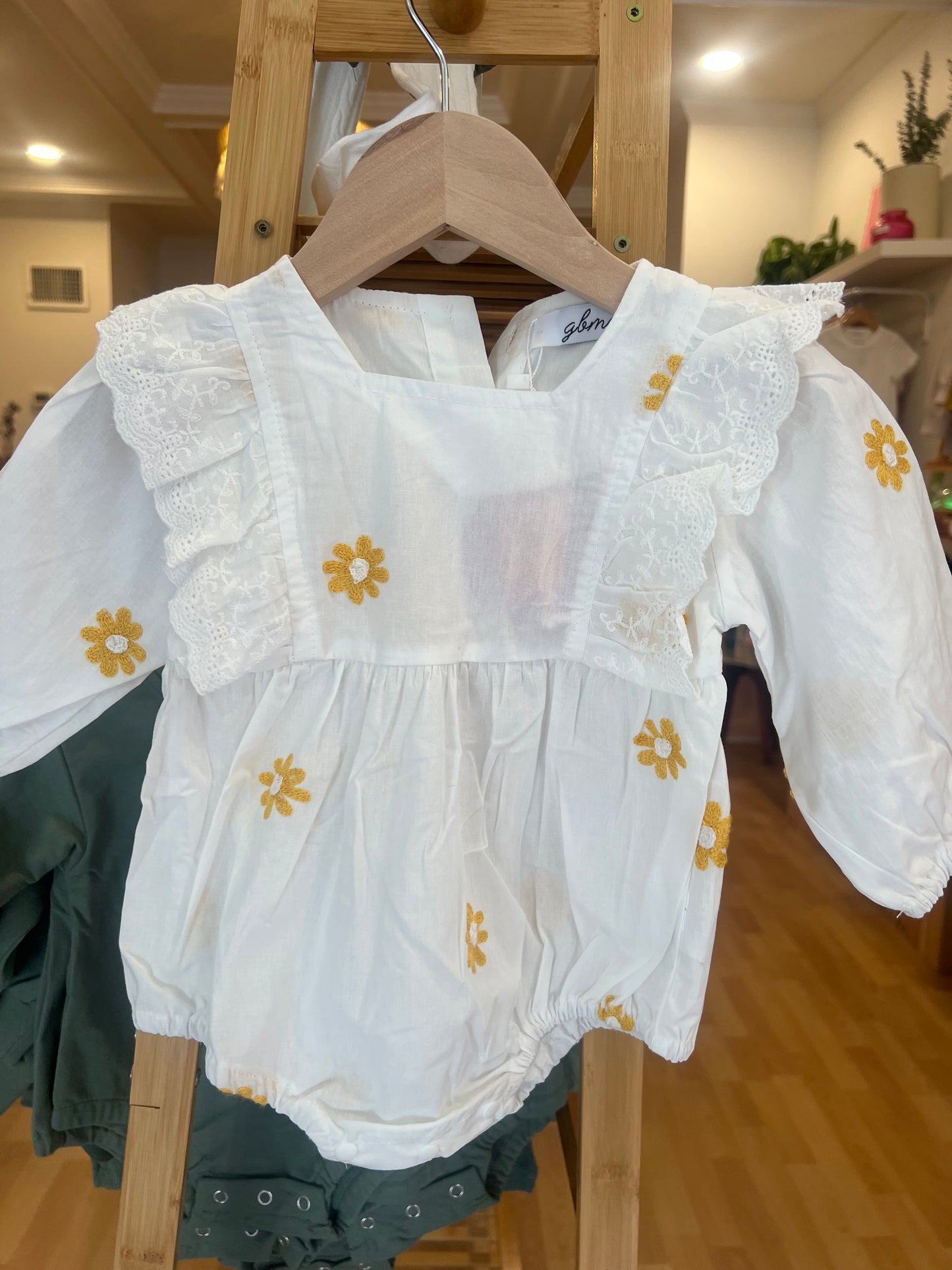 daisy romper with ruffles