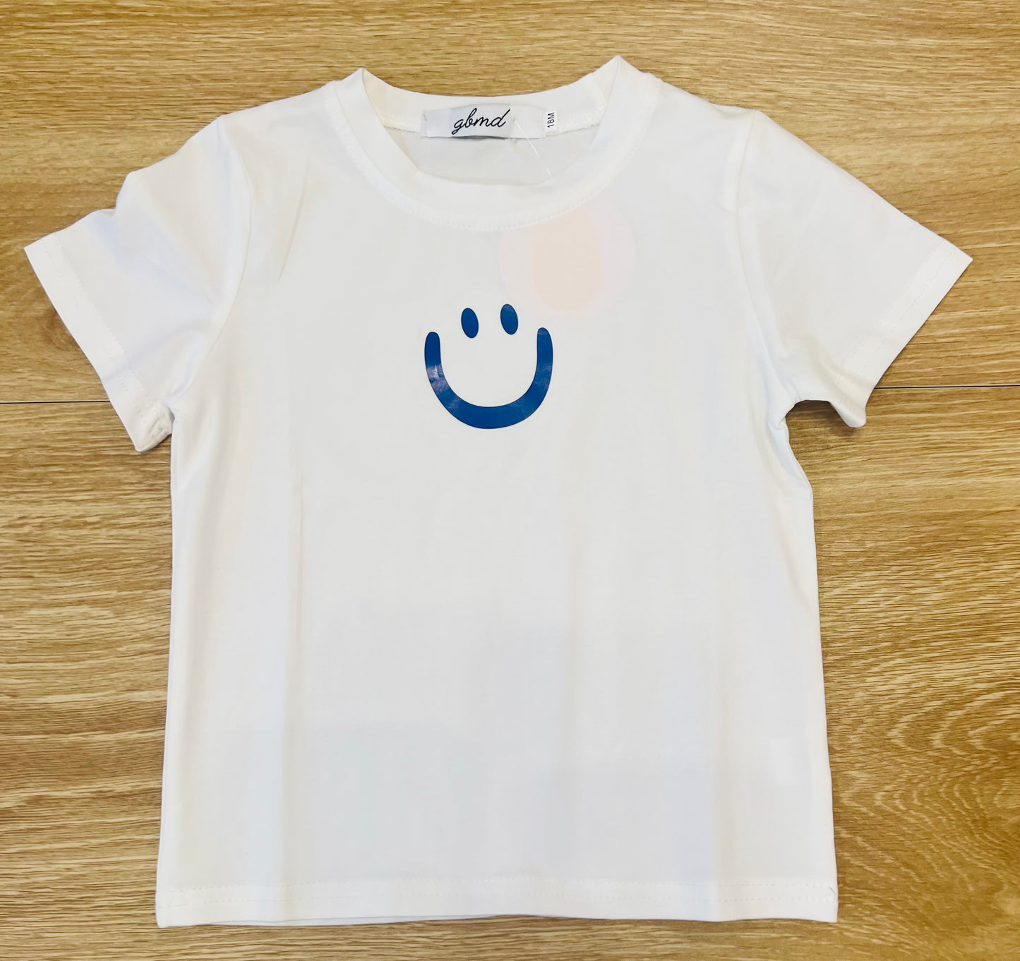 smiling skies tee